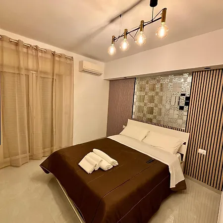 Easyhomeinnaples 3*