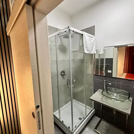 Easyhomeinnaples 3*